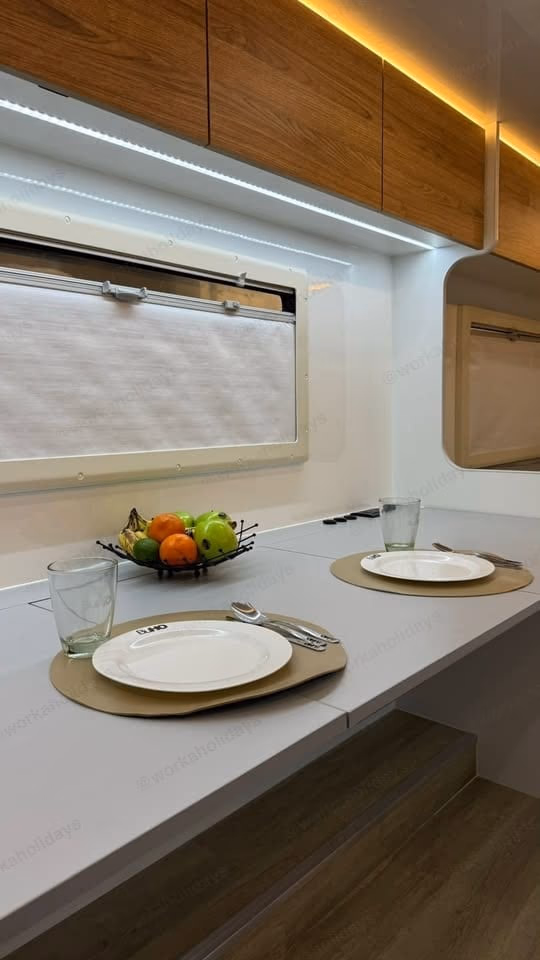 Comedor · mesa rebatible